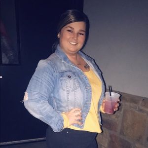 Meet your Posher, Brittany